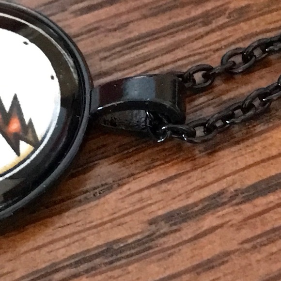 Grateful Dead Necklace - Picture 4 of 7